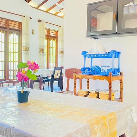 Sanasuma Villa Bentota Exteriör bild